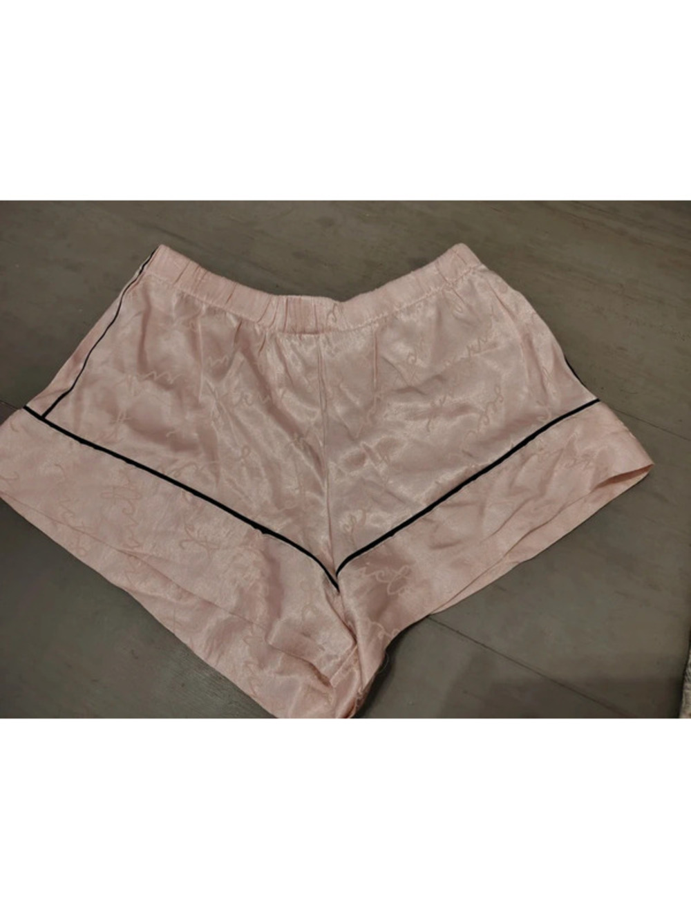 Victoria’s Secret Satin Script Logo Pajama Shorts | Small